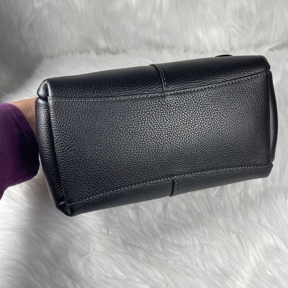 Coach Black Lana 23 BRAND NEW - Picture 4 of 4